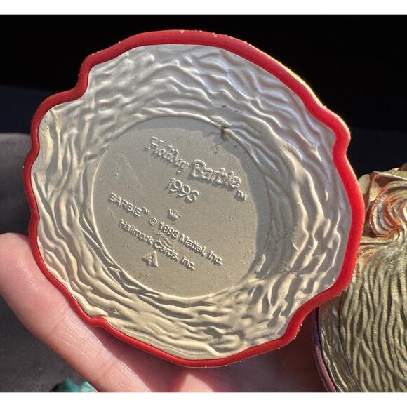 4 Vintage Barbie Christmas Hallmark Keepsake Ornaments No Boxes -LO9 - Picture 9 of 11